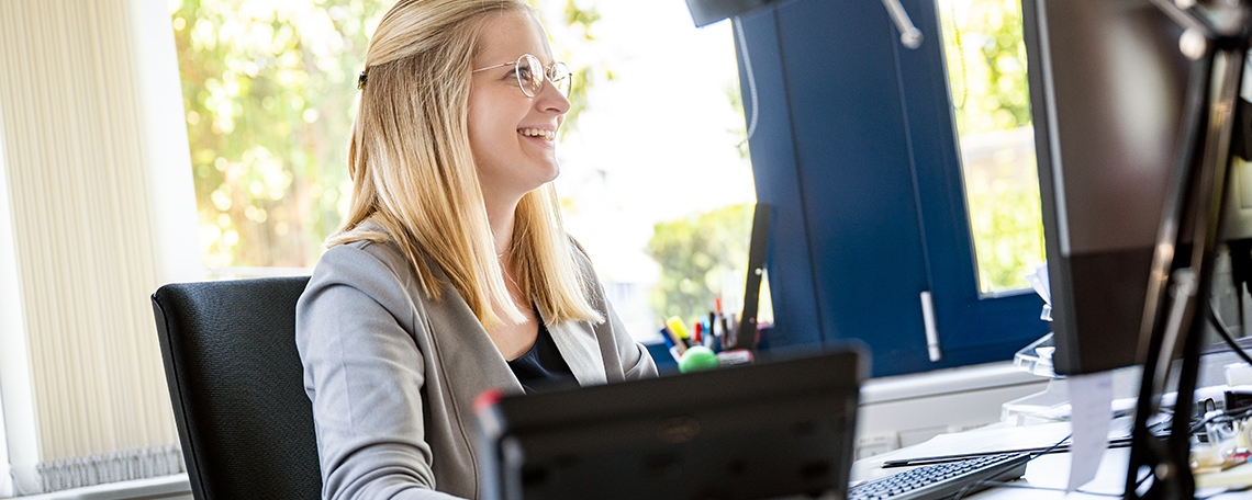 Sales Service Analyst, 2. image